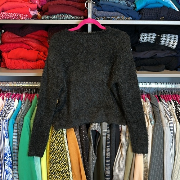 H&M Divided black and white gold “Want it All” long sleeve fuzzy sweater size S - Picture 3 of 3